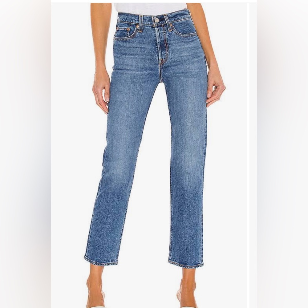 Levi’s wedgie straight leg